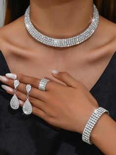 Free Returns ✓ Free Shipping✓. Fashionable Full Rhinestone Collar Necklace Women's Jewelry Set With Earrings, Elastic Bracelet, And Ring (5pcs/Set)- Women Jewelry Sets at SHEIN. Rhinestone Collar, Bracelet And Ring, Tassel Drop Earrings, Women's Jewelry Sets, Elastic Bracelet, Women's Shapewear, Watches Women Fashion, Rhinestone Bracelet, Women's Jewelry