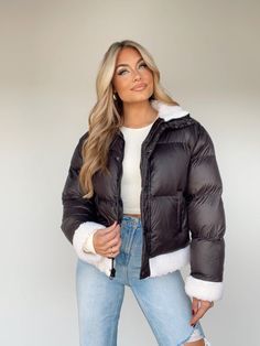 Cold Weather Puffer Jacket With Padded Collar, Casual Fall Puffer Jacket With Faux Fur Trim, Casual Long Sleeve Puffer Jacket With Faux Fur Trim, Cozy Black Sherpa Outerwear, Black Sherpa Outerwear, Fall Puffer Jacket With Faux Fur Lining, Cozy Black Outerwear With Faux Fur Trim, Trendy Puffer Jacket With Faux Fur Trim, Winter Sherpa Outerwear With Faux Fur Trim