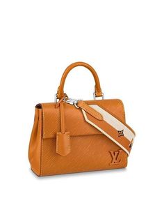 Gender: Women   Brand: LOUIS VUITTON   Product Name: Clooney Mini Gold Miel Tote Bag Camel Brown   Bags Alora Code: 66998260   Color: brown   Origin: Italy   Designer Style ID M58931 Sac Louis Vuitton, Mini Gold, Mini Handbag, Luxury Designer Handbags, Cross Bag, Timeless Handbag, Mini Handbags, Brown Bags, Vuitton Bag