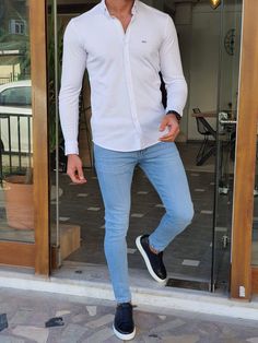 White Shirt Outfits, Shirt Outfit Men, Mens Casual Outfits Summer, White Shirt Men, Men Fashion Casual Shirts, Stylish Men Casual, Mens Casual Dress Outfits, Fashion Suits For Men, Smart Casual Outfit