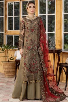 Lavish Designer Pakistani Salwar Kameez Embroidered Pakistani Party Dress Kurti Style, Organza Suits, Pakistani Salwar, Embroidered Kurti, Pakistani Salwar Kameez, Elegant Attire, Embroidered Organza, Dress Chiffon, Silk Trousers