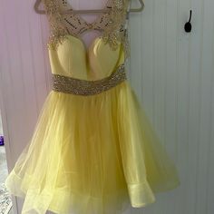 Bnwt Yellow Party Dress By Blush! Gorgeous! Yellow A-line Prom Dress, Summer Homecoming Embellished Evening Dress, Summer Embellished Evening Dress For Homecoming, Yellow Sleeveless Dress For Party Season, Sleeveless Yellow Dress For Party Season, Embellished Dresses For Prom And Homecoming, Embellished Dresses For Homecoming And Prom Season, Elegant Yellow Evening Dress For Party, Elegant Homecoming Dresses For Party Season