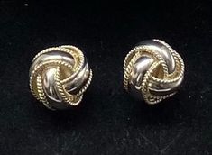 Beautiful Vintage Art Deco 925 Sterling Silver Ball Knotted Stud Earrings 12mm good pre/owned condition. Brighton Bracelets, Knot Stud Earrings, Knot Studs, Unusual Rings, Silver Art, Lovely Earrings, Vintage Art Deco, Teardrop Earrings, Vintage Sterling Silver