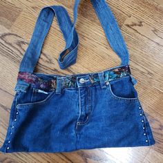 Hobo Upcycled Tilt Jean Purse With A Necktie Belt. Super Cool, One Of A Kind. Necktie Belt, Blue Jean Purses, Jean Purse, Denim Bags, Upcycled Clothes, Jean Crafts, Bags Handmade, Upcycle Jeans, Bag Chair