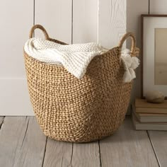 handcrafted Basket Decor, Blanket Basket, Seagrass Basket, Nicolas Cage, Water Hyacinth, Wooden Floor, Blanket Storage, Large Baskets, Woven Basket