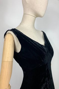 DETAILS - unlined, except the front bodice - back zip closure - maxi style dress with light flare at the bottom - gathered and shaped bust line - fabric feels like silk velvet but not sure - dress falls and drapes beautifully on the body - handmade - back low cut  - 2 back closure strings  SIZE & MEASURES item laid flat on one side - fits size XS/ S - bust 37cm - waist 32cm - hips 44cm - length 1,37cm CONDITIONS Good vintage conditions. Fitted A-line Maxi Dress With Ruched Bodice, Fitted Ruched Maxi Dress With Empire Waist, Classic Fitted A-line Maxi Dress, Classic Sleeveless Maxi Dress With Fitted Bodice, Fitted A-line Maxi Dress With Pleated Bodice, Fitted A-line Maxi Dress With Lined Bodice, Fitted A-line Ruched Maxi Dress, Classic Fitted Full-length Dress, Sleeveless Fitted Classic Maxi Dress