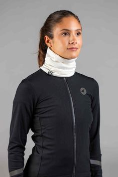 White Merino Wool Cycling Neck Gaiter Winter Nylon Top For Outdoor, High Stretch Nylon Tops For Winter, Functional Winter Tops, Breathable Functional Winter Tops, Functional Breathable Winter Tops, Breathable Stretch Winter Outerwear, Breathable Winter Tops, Winter Functional Breathable Tops, Functional Breathable Tops For Winter