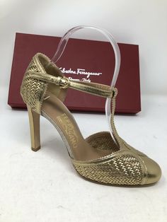 $725 New Salvatore Ferragamo Womens Shoes Gold Pumps Heels 6 C US 36.5 EU Almond Toe Court Shoes With 4-inch Heel For Galas, Designer Formal Sandals With 4-inch Heel, Luxury Court Shoes With 4-inch Heel For Gala, Luxury Gold Court Shoes With 4-inch Heel, Luxury Heels With Heel Strap And Round Toe, Pointed Toe Heels For Galas, Luxury Ankle Strap Heels For Gala, Leather Block Heel For Gala, Leather Block Heel Shoes For Gala