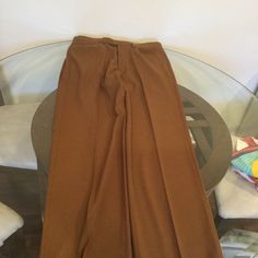 Men’s Haggar 1926 Originals Walnut Dress Pants Brand New With Tags!!! Size - 34x34 Original Retail - $70.00 Classic Full-length Brown Pants, Classic Brown Full-length Pants, Fitted Vintage Brown Bottoms, Vintage Brown Formal Bottoms, Vintage Bottoms With Pockets In Solid Color, Vintage Solid Bottoms With Pockets, Vintage Solid Color Bottoms With Pockets, Vintage High-waisted Brown Pants, Vintage Brown High-waisted Pants