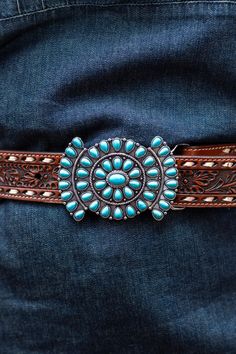 This Tatum Buckle buckle features an eye-catching faux turquoise bowtie-shaped cluster. Add a touch of western chic to your favorite belt with this stylish accent piece. 2.5" L x 3.5" W Layered Sweater, Western Chic, Silver Jewelry Fashion, Accessories Jewelry Earrings, Wedge Boots, Beauty Gift, Sterling Ring, Ring Bracelet, Earring Necklace