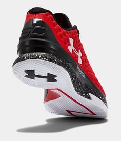 Under Armour Just Released Two New Steph Curry Sneakers Out of Nowhere Shoes For Men Stylish, New Trend Shoes, Nike Sets, Trending Shoes For Men, Adidas Shoes Mens, Casual Shoes Outfit, Out Of Nowhere, Shoes Sneakers Nike