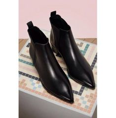 Handmade Men Black Pointed Toe Chelsea Boots, Black Leather Ankle Boots Leather Boots Men, Chelsea Shoes, Chelsea Boots Black, Casual Ankle Boots, Mens Leather Boots, Chelsea Boots Men, Suede Leather Boots, Black Leather Ankle Boots, Star Shoes