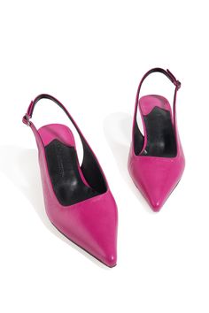 The rose slingback shoes feature a pointed-toe shape with a squared-off front upper and intricate detailing on the color-pointed lining of the socks, giving them a modern and sexy style Details:* Composition- Upper: Cow leather- Lining: Pigskin, cow leather- Sole: Leather, Rubber*Heel Height: 50mm*Color: Cherry pink Coat Shoes, Slingback Shoes, Stacked Jewelry, Pig Skin, Pink Heels, Boot Accessories, Slingback Heel, Fashion Mode, Rubber Heels