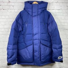 Nike Sportswear Down-Fill Repel Parka Coat/Jacket Men's Size Medium Blue/Black Cu4392-492 Brand New With Tag Retail - $350 See Photos For Measurements Functional Blue Puffer Jacket For Outdoor, Blue Functional Puffer Jacket For Outdoor, Blue Functional Puffer Jacket For Outdoor Activities, Nike Functional Puffer Jacket For Cold Weather, Blue Windproof Outerwear For Streetwear, Sports Nylon Puffer Jacket With Pockets, Functional Blue Winter Sport Coat, Functional Nylon Sport Coat For Winter, Functional Winter Sport Coat In Nylon