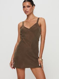 Mini dress V-neckline, adjustable shoulder straps, invisible zip fastening at side, relaxed fitting Non-stretch material, lined bust 60% cupro 40% lyocell Cold gentle machine wash Festival Romper, Lace Styles, Party Dress Long Sleeve, Casual Rompers, Invisible Zip, Party Dress Long, Party Tops, Casual Tank Tops, New Tops