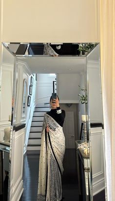 Black And White Saree, Indian Wedding Saree, South Indian Wedding Saree, Draping Styles, Saree Hairstyles, Saree Wearing Styles, Sarees For Girls, Simple Saree Designs