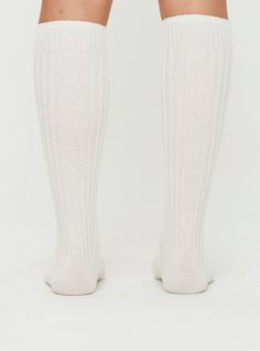 Knee high socks  Ribbed design, Good stretch  100% cotton   Cold hand wash   For hygiene reasons, this item cannot be returned Casual White Ribbed Knee-high Socks, Classic White Stretch Socks, Comfortable White Cotton Socks, White Mid-calf Cotton Socks, White Cotton Mid-calf Socks, White Fitted Cotton Knee-high Socks, Fitted White Cotton Knee-high Socks, Stretch Cotton Hosiery, Fitted White Mid-calf Socks