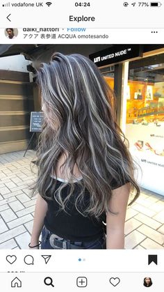 Dark Hair With Highlights, Blending Gray Hair, Long Hair Color, Gray Hair Highlights, Dye My Hair, Hair Dye Colors, Hair Inspiration Color