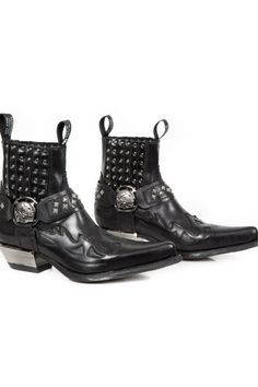 Festival Outfit Ideas Gothic Moto Boots Ankle Boot With Rivets, Punk Boots With Studded Rubber Outsoles And Pointed Toe, Western Pointed Toe Boots With Rhinestone Rivets, Black Western Moto Boots With Rivets, Leather Boots With Rivets For Festivals, Festival Leather Boots With Rivets, Leather Festival Boots With Rivets, Gothic Leather Boots With Studs, Biker Moto Boots With Rivets