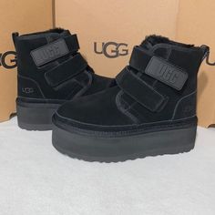 Ugg Neumel Platform Size-11 Black Comes With Box Authentic Ugg Platform Neumel, Platform Uggs Black, Ugg Neumel Platform, Ugg Fashion, Western Grunge, Ugg Neumel, Ugg Classic Tall, Clothes Reference, Ugg Classic Ultra Mini