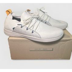 Vessi Cityscape Classic Shoes Mens 14m White Low Top Waterproof Athletic Sneaker Box Isn't Perfect - Shoes Are! Vessi Shoes, Sneakers Box, Classic Shoes, Athletic Sneakers, Perfect Shoes, Low Top, Cityscape, Shoes Mens, Athletic Shoes