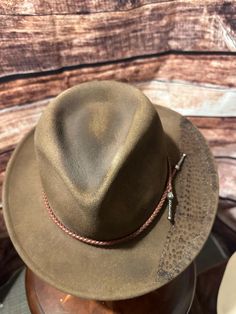 this hat is a auction hat, fixed by our shop. Adjustable Rustic Fedora, Rustic Adjustable Fedora, Adjustable Rustic Fedora Hat, Vintage Flat Brim Fedora For Outdoor, Rustic Adjustable Brown Top Hat, Vintage Fedora Hat For Outdoor, Custom Adjustable Fedora For Outdoor, Western Brown Straw Hat, Vintage Brown Straw Hat For Outdoor Use