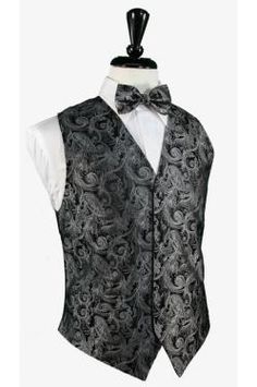 6/8 ¿Boda? luce ELEGANTE, ponle estilo al chaleco Tapestry Silk Tuxedo Vest  in (Silver) by Cristoforo Cardi Grey Tuxedo, Dapper Grooms, Tuxedo Vest, Silk Vest, Silver Silk, Vest And Tie, Tuxedo Wedding, Mens Fashion Casual Outfits, Blazer Vest