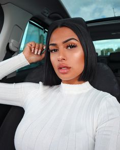 Short Bob Cuts, Sleek Hair, Short Dark Hair, Hair Due, Flawless Beauty, Sleek Hairstyles, Unique Hairstyles, Hair Photo, Mink Lashes