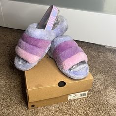 Excellent Condition!!!!! Women Ugg Fluff Yeah Slide Fluff Yeah Slide, Shoes Ugg, Womens Uggs, Ugg Shoes, Color Purple, Women's Shoes Sandals, Shoes Sandals, Women Shoes, Sandals