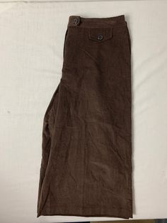 Briggs New York Corduroy Capri Pants Size 14 Color: dark brown Material: cotton Has wide legs and bottoms bag 17v JN Wide Legs, Parachute Pants, Dark Brown, Capri Pants, Capri, Wide Leg, New York, Pants, Quick Saves