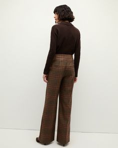 A relaxed wide-leg pant expertly tailored from pure Italian virgin wool. The high-waisted Tonelli is a clean, flat-front silhouette featuring classic plaids in a fall-ready palette. Wear these plaid pants with the matching Sevyn jacket for an effortless power-suit moment.100% Virgin WoolLining: 100% PolyesterFabric country of origin: ItalyDry clean onlyStyle #2410PL696291 Plaid Pant, Power Suit, Pants Style, Plaid Pants, Veronica Beard, Verona, Linen Blend, Wide Leg Pants, Wide Leg