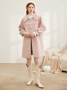 ❤︎Stitched Mid-Length Horn Button Coat❤︎ Pink Coat Outfit, Outfit Wishlist, Cute Winter Coats, Galaxy Stuff, Pink Winter Coat, Model Clothes, Strawberry Girl, Coat Check, University Style