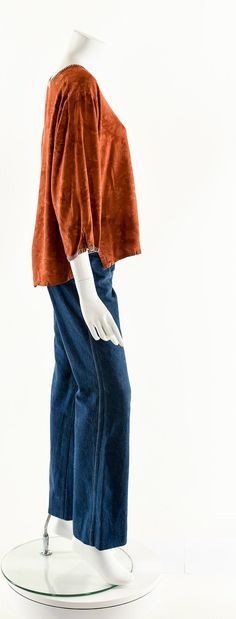 "- Vintage Mineral Wash Tie Dye Rust Red ( With Saffron Orange Undertone) Flowy Top - Embroidered/ Hand Whipstitched V-Neckline with Matching Stitching on Hem of Sleeves - 3/4 Sleeves - Oversize Loose, Forgiving Fit - Super Soft Rayon Fits like: M - XL Material: Rayon Condition: Excellent Clipped on Mannequin: No ✂ SIZE + FIT ✂ Length: 23\" / 58 cm Shoulders, Seam to Seam: 18\" / 46 cm Sleeve: 17\" / 43 cm Bust: 44\" / 112 cm Waist: 42\" / 107 cm All measurements are taken with garment lying fla Saffron Orange, Vintage Tie Dye, 90s Boho, Hippie Top, Dress Form Mannequin, Lavender Blouse, Hippie Tops, Rainbow Sweater, Mesh Blouse