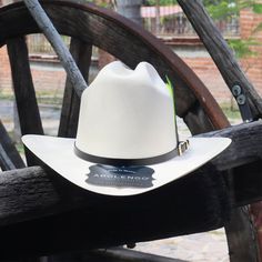 Abolengo 5 Fitted Panama Hat For Western-themed Events, Rigid Wide Brim Western Hat, Western Style Wide Brim Rigid Hat, Western Wide Brim Hat With Rigid Fit, Rigid Wide Brim Hat For Rodeo, Rigid Curved Brim Hat For Western-themed Events, Rigid Hat With Curved Brim For Western-themed Events, Rigid Flat Brim Hat For Country Events, Western Curved Brim Hat For Rodeo