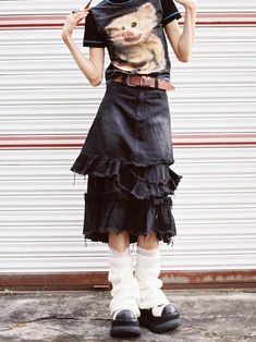 Morning Kiss, Japan Shopping, Style Bundle, Style Goals, Fashion Goals, Distressed Denim Skirt, 90s Grunge, Alt Fashion, Summer Fits