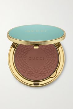 Gucci Beauty's finely milled 'Poudre De Beauté Éclat Soleil' bronzer is flecked with luminous pigments to give your skin a natural-looking sun-kissed glow. The colorful compact is easy to spot in a makeup bag and also looks so pretty on your vanity in-between uses.   - '05' is suitable for medium to deep skin Makeup Png, Gucci Makeup, Gucci Beauty, Skin Nails, Dior Makeup, Deep Skin, Makeup Bronzer, Hair Skin Nails, Hair Skin