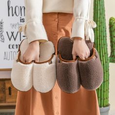 Brand Name：PPHMM Comfy Brown Winter Slippers, Beige Non-slip Closed Toe Slippers, Casual Brown Winter Slippers, Brown Indoor Slippers For Winter, Comfy Brown Indoor Slippers, Brown Winter Slip-on Slippers, Brown Comfortable Slippers With Round Toe, Comfortable Brown Slippers With Round Toe, Comfortable Brown Round Toe Slippers