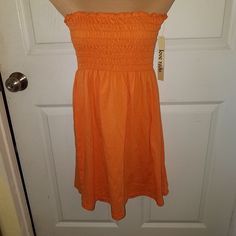 Orange Tube Dress, L Junior , Unworn Terani Dresses, Cheap Summer Dresses, Blue Strapless Dress, Rock Dresses, Sundress Dress, Black Strapless Dress, Dress Up Outfits, Maxi Dress Prom, Love Rocks