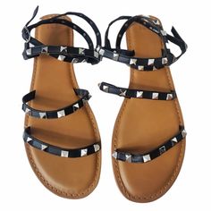 Time And True Women's Studded Gladiator Sandals Flat Heel Pull-On Styling; Adjustable Buckle Closure Memory Foam Comfort Footbed Studded Straps Manmade Upper; Manmade Sole Spot Clean Color: Black Available Sizes: 9 And 10 Smoke Free Home Bundle And Save Please Feel Free To Message Me With Any Questions, And Thank You For Viewing My Closet. Thank You Very Much Trendy Spiked Sandals With Round Toe, Trendy Round Toe Sandals With Spikes, Trendy Spiked Round Toe Sandals, Summer Sandals With Spikes And Ankle Strap, Summer Sandals With Ankle Strap And Spikes, Black Ankle Strap Sandals With Spikes, Black Open Toe Sandals With Spikes, Spring Ankle Strap Sandals With Spikes, Black Spiked Open Toe Sandals