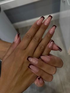 Square Nail Designs Dark Colors, Long Nails Autumn, Brown On Brown French Nails, Brown French Nails With Design, Brown Nails Acrylic French Tip, Mocha French Tip Nails, French Square Nails Design, Brown Tip French Nails, Chocolate Brown French Tip Nails