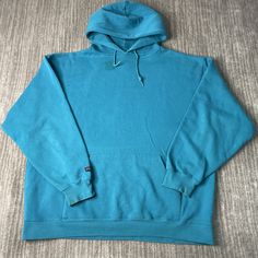 Vintage 2000s Jansport Basic Blank Essential Streetwear Sportswear Y2K Aesthetic Skater Grunge Blue Pullover Hoodie Extra Large Mens Condition:  Fair Used Condition  = Staining On The Front Of The Sweatshirt Due To Age And Wear  Measurements: Please see photos above for all measurements IF YOU BUY TWO OR MORE ITEMS USE THE CODE BUNDLE @ CHECK TO SAVE 20% WE SHIP WITHIN 24 HOURS AFTER PURCHASE! Please be aware that we do not offer free returns!! The Buyer is responsible for the cost of the return Blue Long Sleeve Hoodie For Outdoor Activities, Blue Crew Neck Hoodie For Outdoor, Blue Hooded Sweatshirt For Outdoor, Urban Style Blue Hooded Top, Urban Blue Hooded Top, Blue Hooded Urban Top, Blue Sweats For Streetwear During Sports Season, Blue Fleece Hoodie For Outdoor Activities, Moisture-wicking Hoodie Sweats For Streetwear