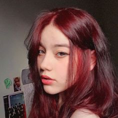 Red Hair Aesthetic, Red Hair Inspo, Wine Hair, Hair Color Streaks, Dark Red Hair, Hair Aesthetic, Aesthetic Red, Hair Stylies, Dye My Hair