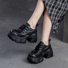 Gender: Women Item Type: Casual Shoes Main Material: Cow Leather Style: Casual, Classic, Retro Season: Spring, Autumn Heel Type: Platform Outsole Material: Rubber Heel Height: High Heel (6.5 cm) Size Length cm inch 35 22.5 8.86 36 23 9.06 37 23.5 9.25 38 24 9.45 39 24.5 9.65 40 25 9.84 Platform Casual Shoes, High Platform Shoes, Autumn Shoes Women, Chunky Platform, Leather Style, Fall Shoes, Spring Shoes, Heel Type, Rubber Heels