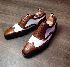 Handmade+Men’s+White+&+Brown+Color+Leather+Shoes,+Stylish+Wing+Tip+Brogue+Lace+Up+Formal+Dress+Shoes    Shoes+Detail  Upper:+High+Quality+Leather  Inner:+soft+leather  Sole:Leather  Gender:Male  Heel:Leather  Totally+Hand+stitched  Manufacturing+time+7-10+business+days  If+you+can’t+find+your+Siz... Spectator Shoes, White Oxford, White Leather Shoes, Wingtip Shoes, Brown Oxfords, Handmade Leather Shoes, Oxford White, Oxford Shoes Men, Brogue Shoes