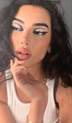 It Girl Makeup, Swag Makeup, Palaye Royale, Eye Makeup Designs, Dope Makeup, Edgy Makeup, Dark Makeup, Glamour Makeup, Makeup Makeover