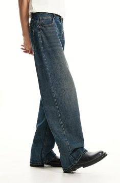 Take a trip down memory lane with these Wide Leg Vintage Faded Jeans from nightcity Clothing. Elevate your everyday casual style with this timeless pair of denim jeans. The wide legs and vintage-inspired faded look will give off those all-important vintage feels, perfect for pairing with any top and shoes for a laid-back look. With these wide leg vintage jeans, you’ll have effortless style and comfortable wear every time.
Gender: MenMaterial: Denim, PolyesterClothing Length: Full LengthWaist: Mi Faded Jeans Outfit Men, Vintage Fits Men, Baggy Mens Fashion, Vintage Pants Men, Blue Jeans Outfit Men, Mens Wide Leg Jeans, Demin Jeans, Jeans Outfit Men, Retro Jeans