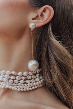 An Untamed Petals favorite! Modern pearl drop earring on a light chain. FINAL SALE Untamed Petals, Bamboo Jewelry, Jewellery Craft, Veil Headpiece, Pearl Veil, Headpiece Jewelry, Light Chain, Dress Jewelry, Drop Earring