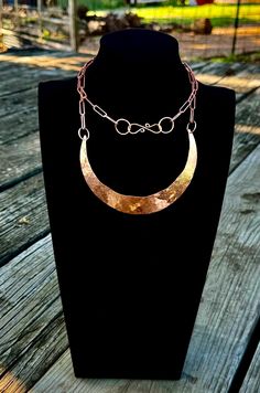 Handmade copper gorget. Hammered texture. Made in Oklahoma by a Choctaw artist. Cheap Handmade Copper Necklaces, Copper Necklace Rustica Jewelry, Cheap Copper Pendant Necklaces, Copper Necklace Long, Color Glaze, Gold Copper, Handmade Copper, Gold Fashion, Copper Jewelry