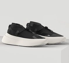 Rwby Oc, Futuristic Shoes, Product Branding, Footwear Design, Design Shoes, Casual Sport, Stylish Mens Outfits, Walk This Way, Mens Streetwear