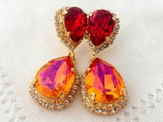 Orange pink and deep red Swarovski Chandelier earrings, Bridal earrings, Dangle earrings, Orange Red Drop Earrings Wedding, Bridal Earrings Chandelier, Crystal Chandelier Earrings, Orange Earrings, Swarovski Stones, Wedding Jewelry Earrings, Earrings Wedding, Swarovski Earrings, Red Crystals